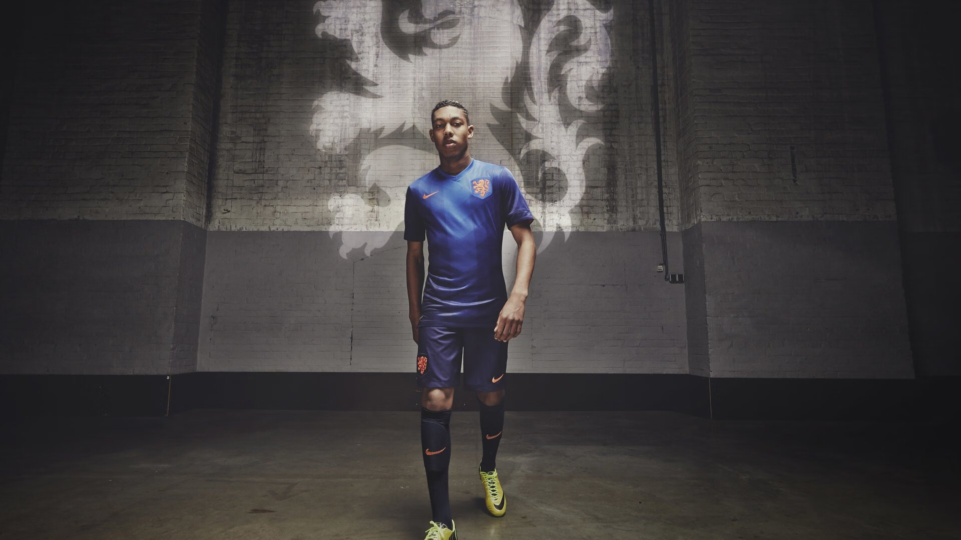 开云集团中国官网-_网球运动员慈善赛事：用比赛传播爱心_，赞助网球的运动品牌